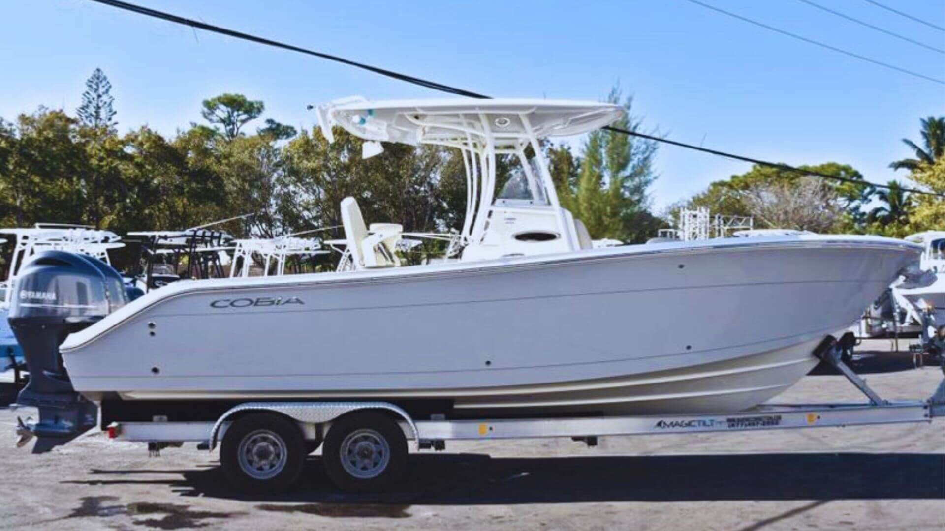 How Should a Boat Sit on a Trailer Properly | Stepwise Guide how to transport a kayak without a roof rack