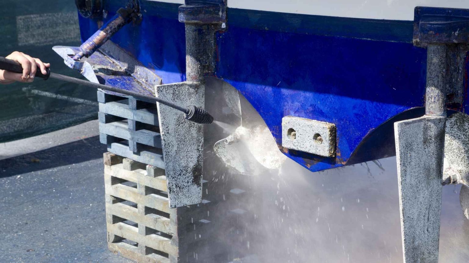 How to Remove Barnacles from Your Boat: Step-By-Step Guide