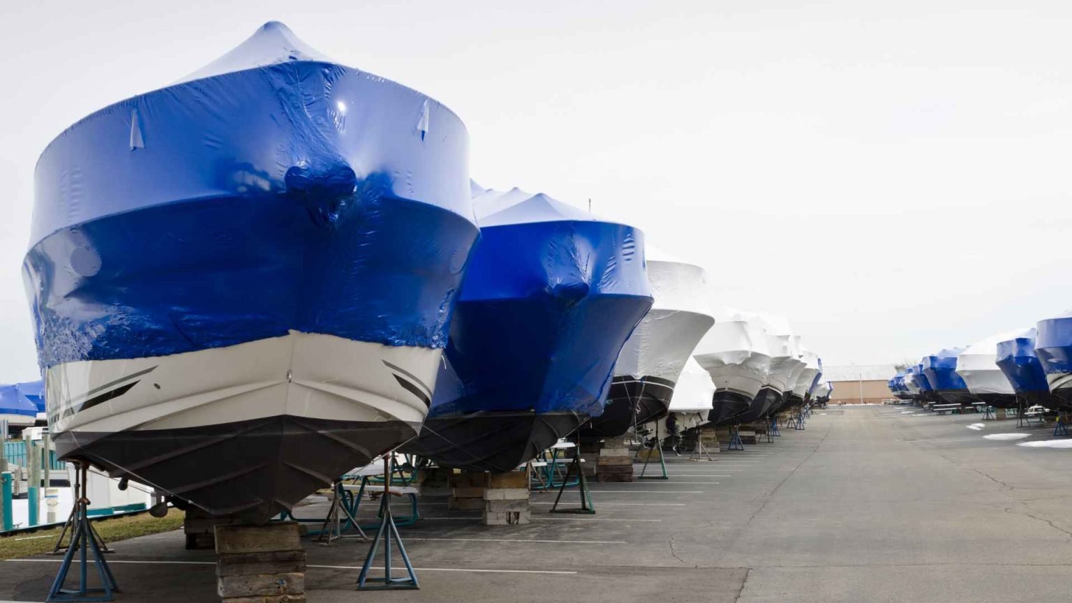 How to Remove Boat Decals and Vinyl Lettering? Guide 2024