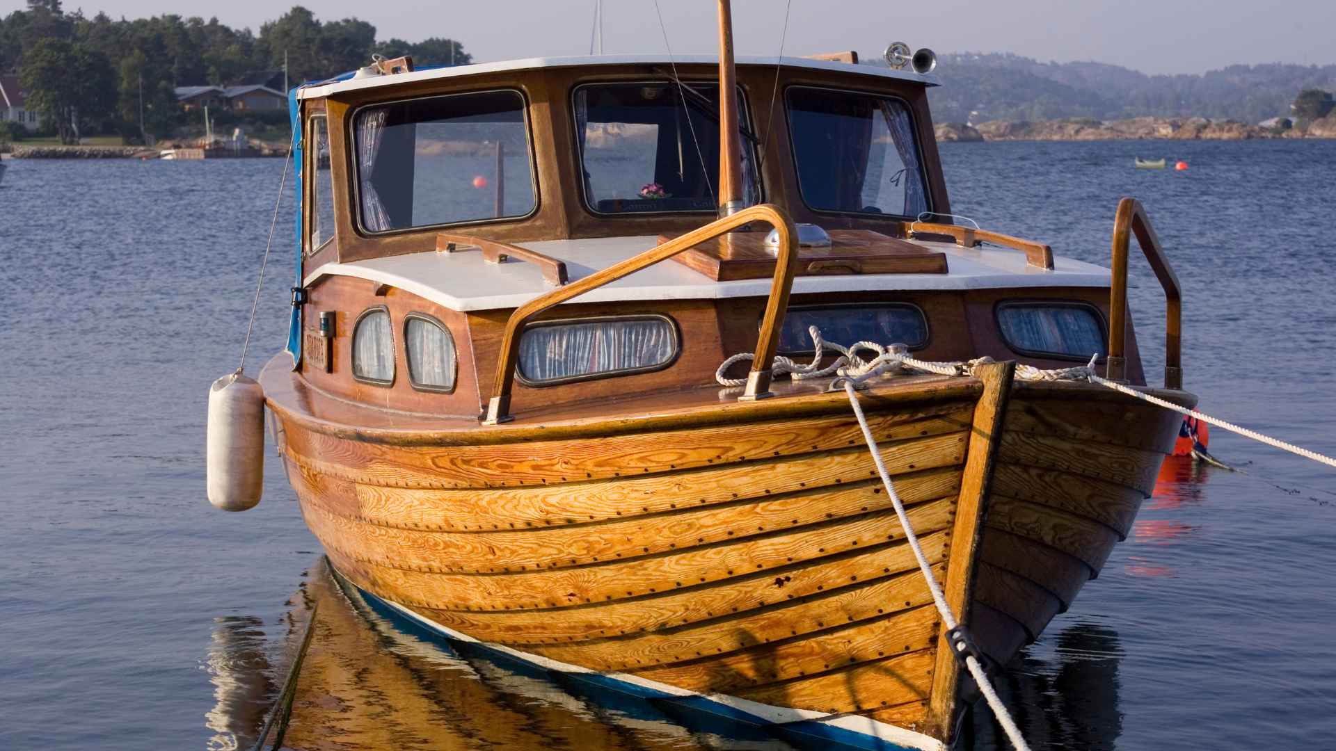 How to Build a Wooden Boat: Step by Step Guide