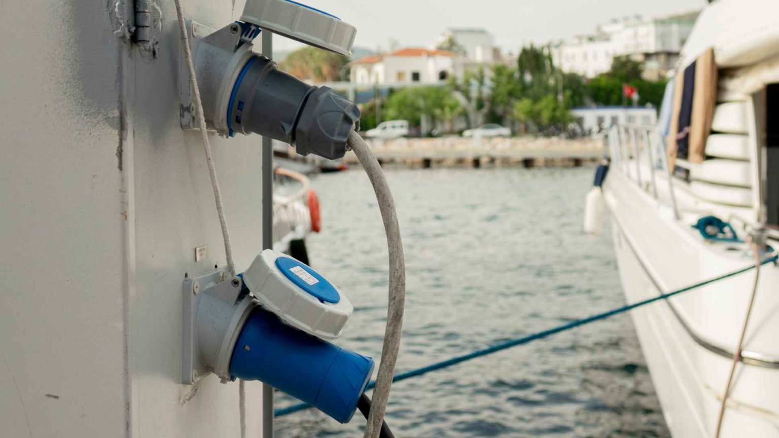 How Long Does It Take to Charge a Boat Battery Facts Guide