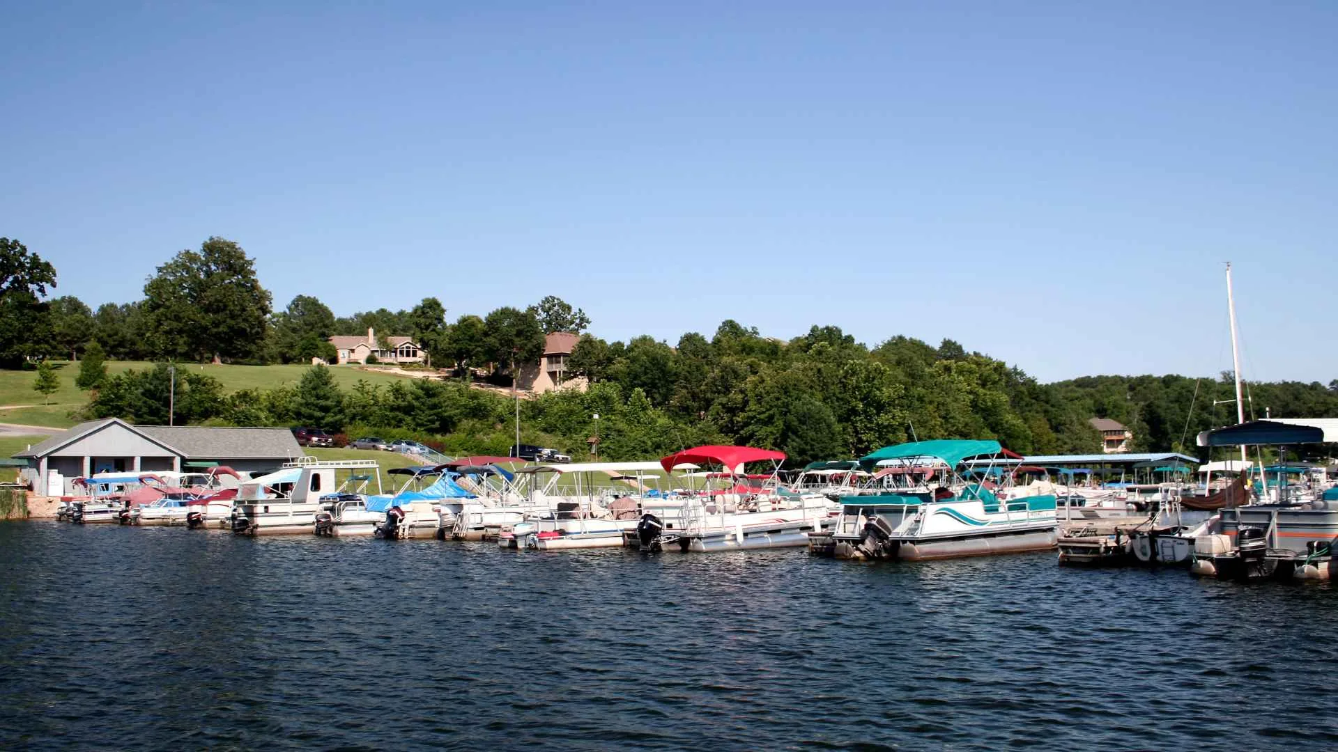 Tritoon Vs. Pontoon: How Are They Different? Guide