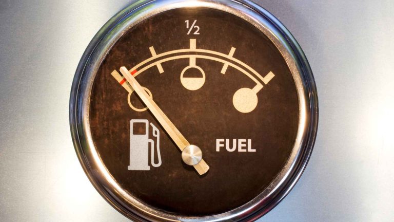 How to Read the Fuel Gauge on Boats: Troubleshoot Guide