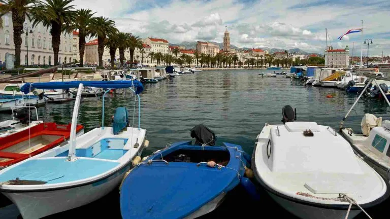 10 Things to Look for When Buying a Used Boat