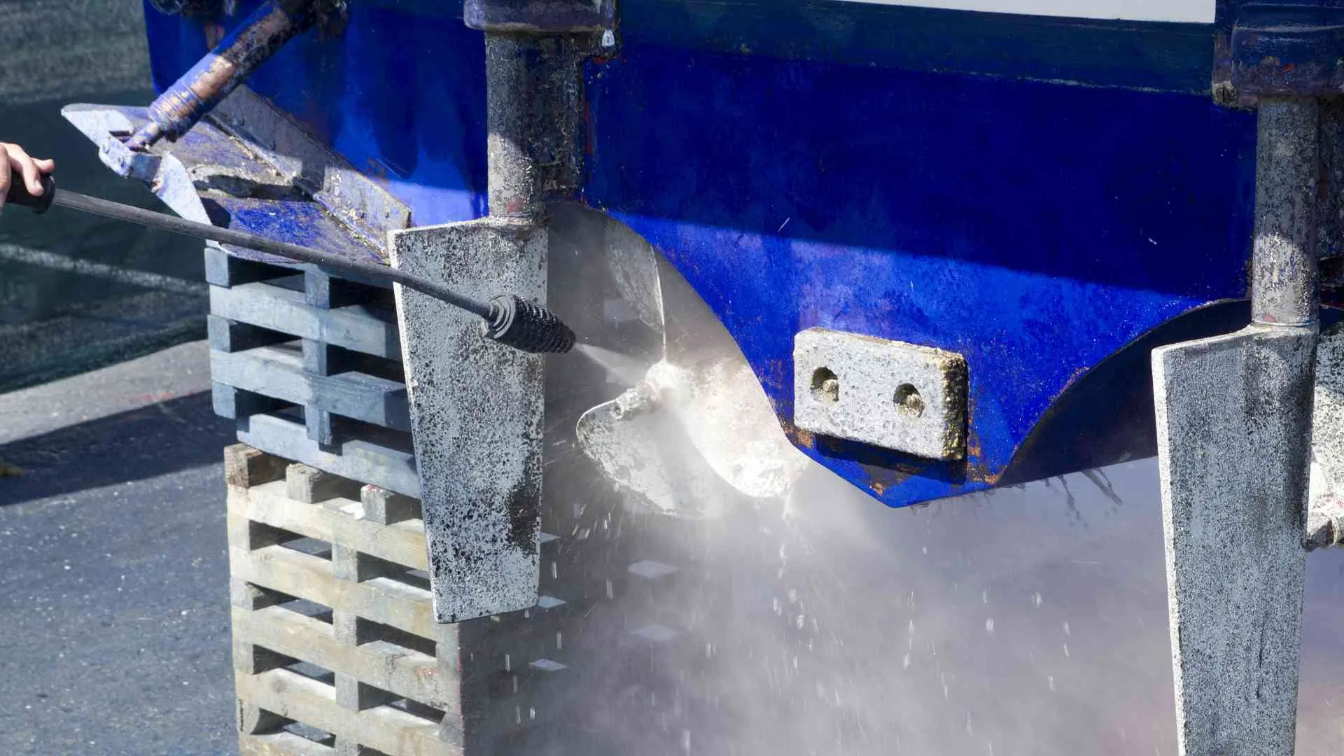 How to Prevent and Treat Rust on Stainless Boat Part?