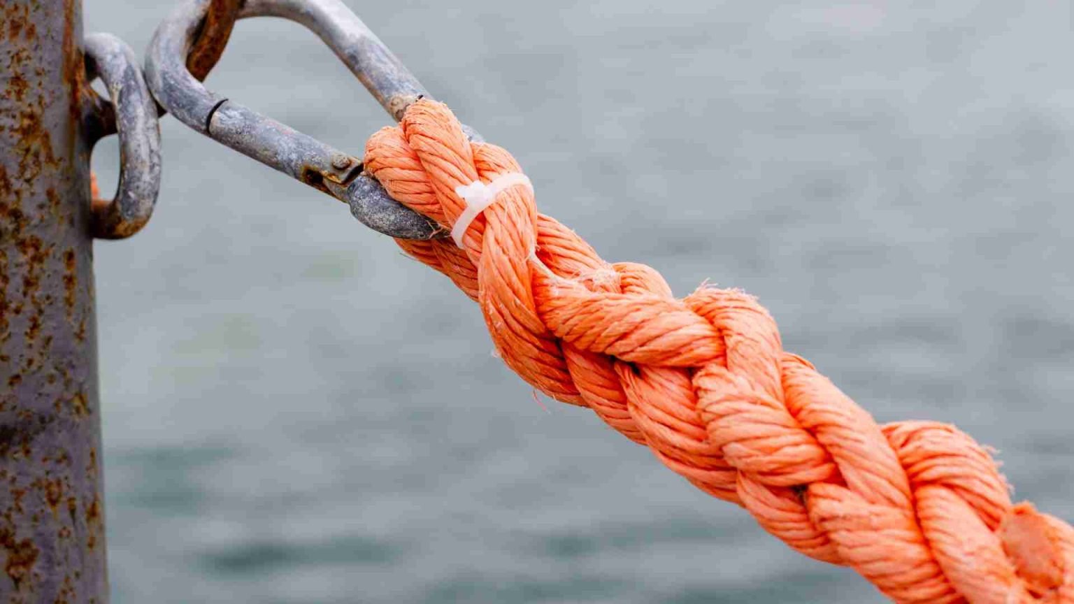 10 Advantages of Using Synthetic Rope for Boat Docking