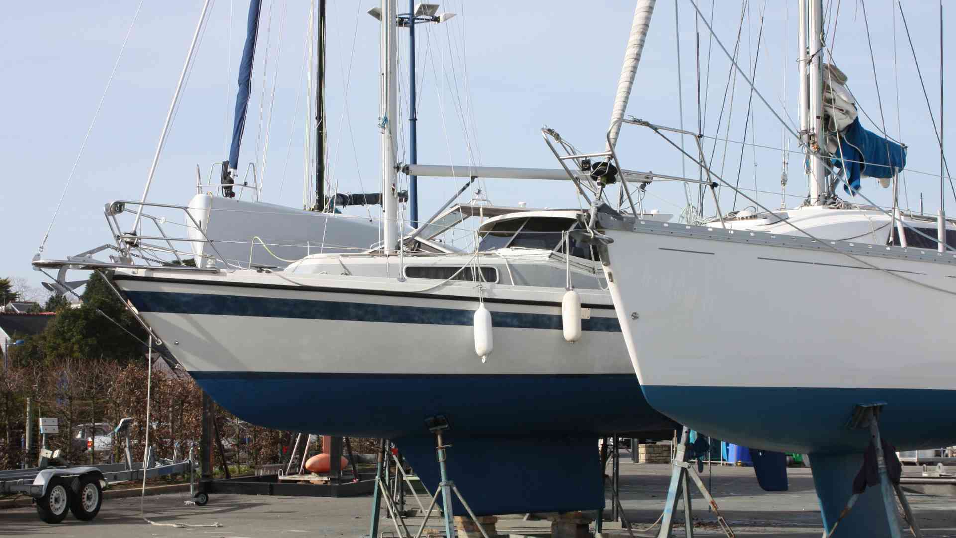 How can I troubleshoot issues with my boat_s electrical system