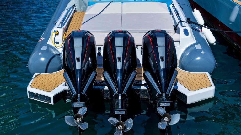 Outboard Motor Runs Fine, Then Loses Power: What Causes?