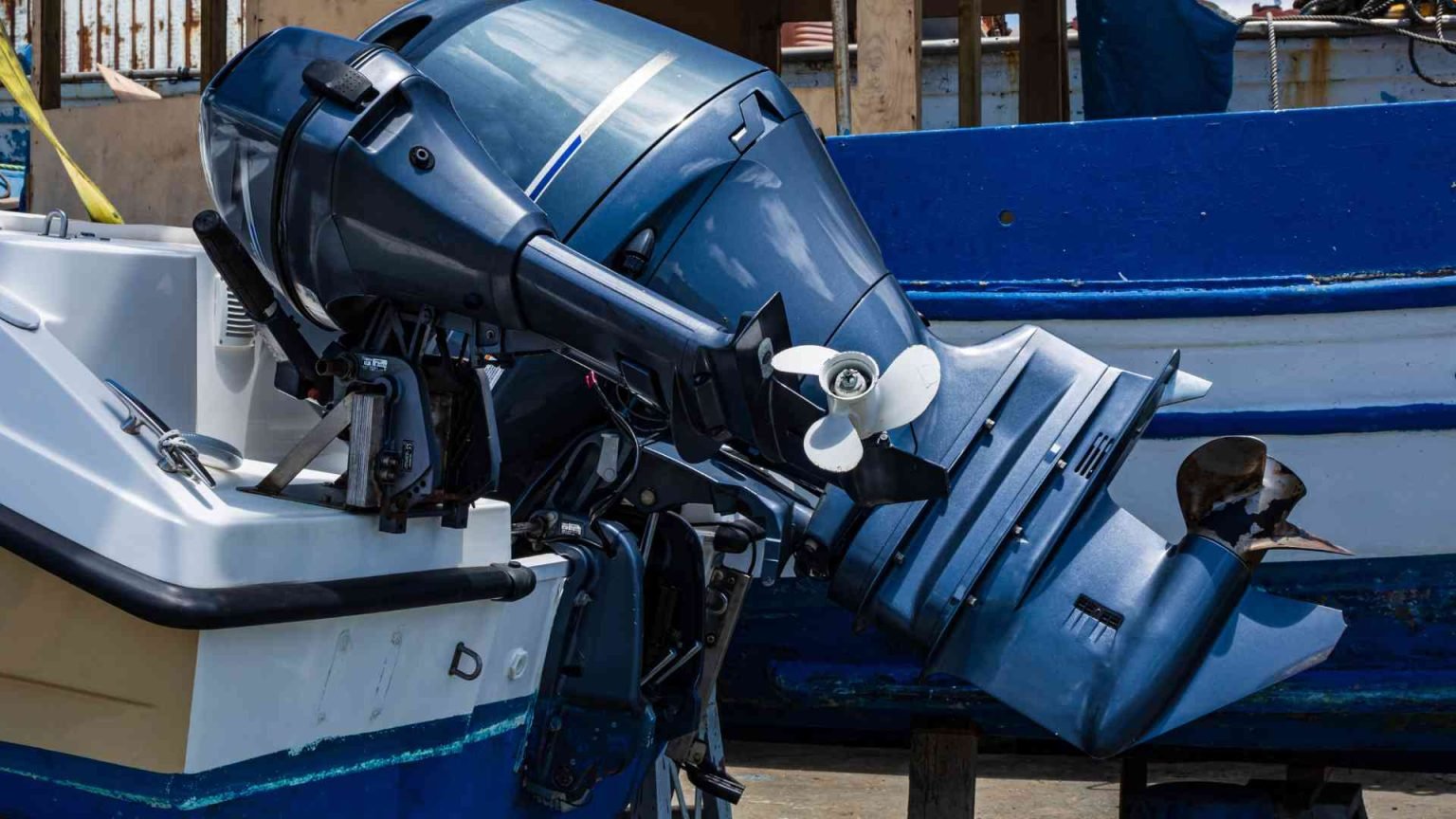 Outboard Motor Runs Fine, Then Loses Power What Causes?