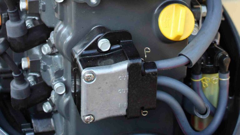 5 Symptoms to Detect a Faulty Fuel Pump on Mercury Outboard