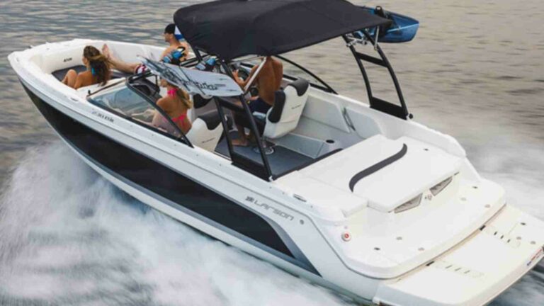 Are Larson Boats Good & Reliable Enough to Own?