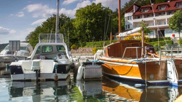 Private Boat Rentals on Marco Island: Guide