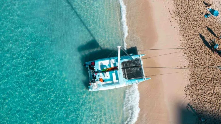 Small Catamaran Power Boat: Slice Through the Water