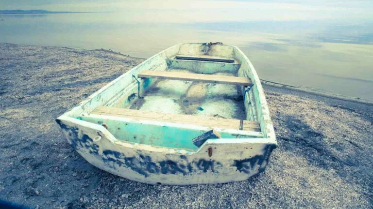 Salton Sea Boating: Guide to a Unique California Destination