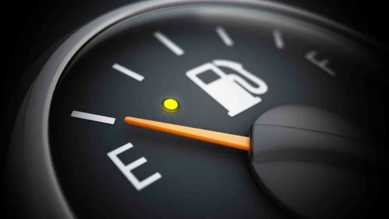 Water in Boat’s Fuel Tank: Causes, Consequences, and Cures