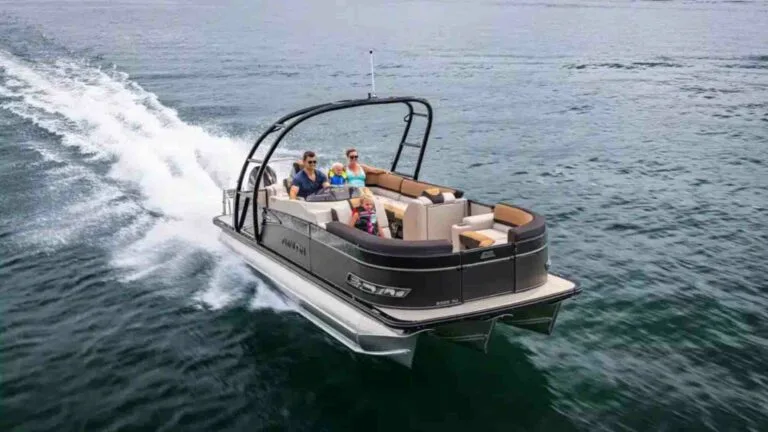 Top-Rated Pontoon Boats: Cruising Comfort for Everyone