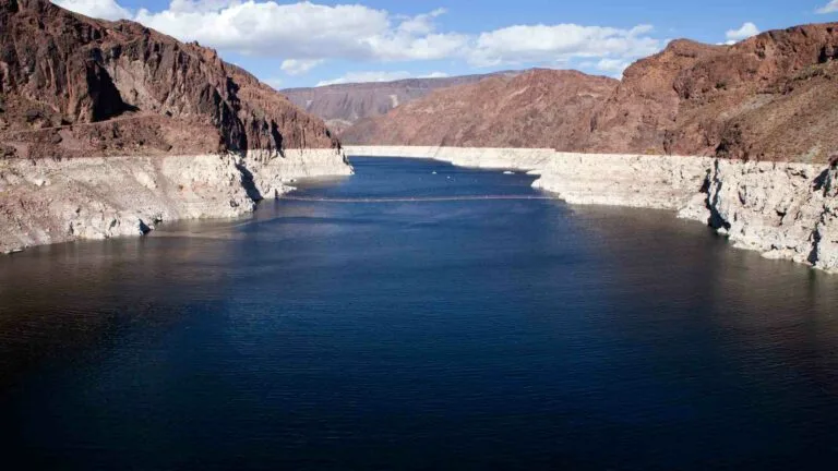 Lake Mead Boats for Sale: Setting Sail on Serenity