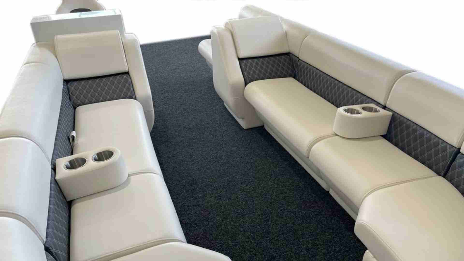 Pontoon Lounge Seats: Comfort, Style, and Practicality