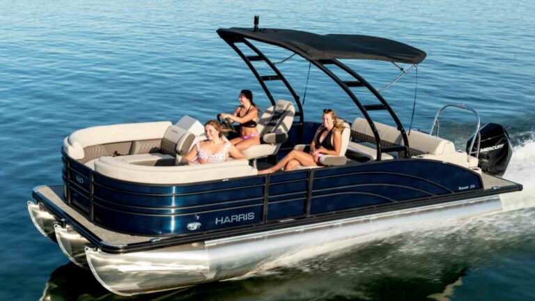 7 Best Boats for Lake Boating: A Comprehensive Guide