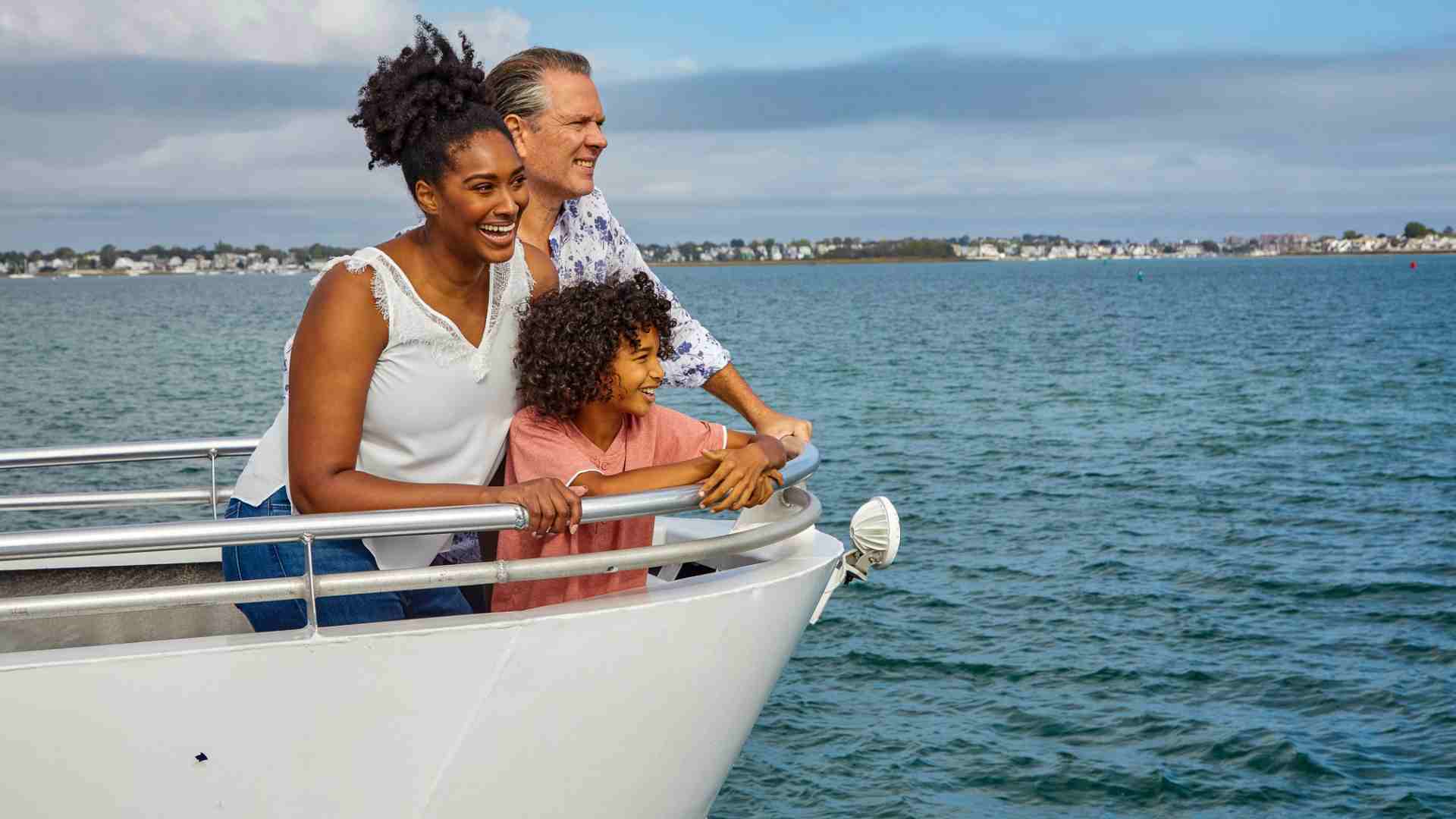 5 Tips for Planning Mother's Day Weekend on a Boat