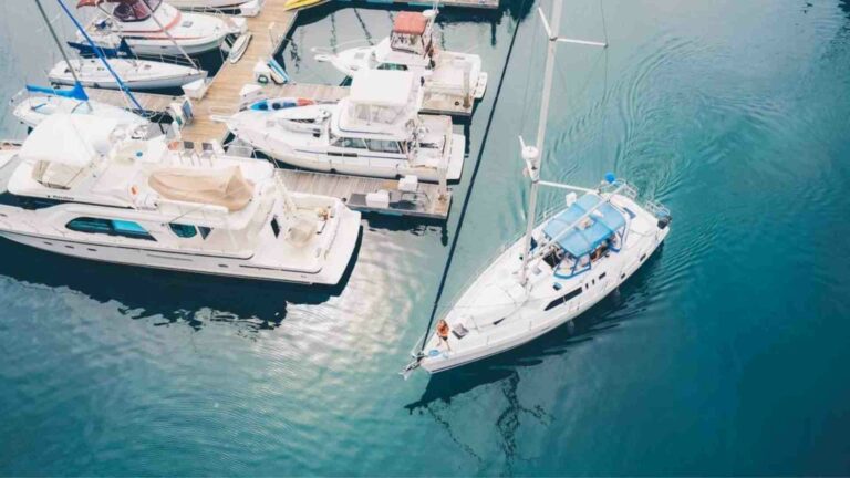 Maneuvering Your Boat in Different Conditions: Assessing Wind & Current