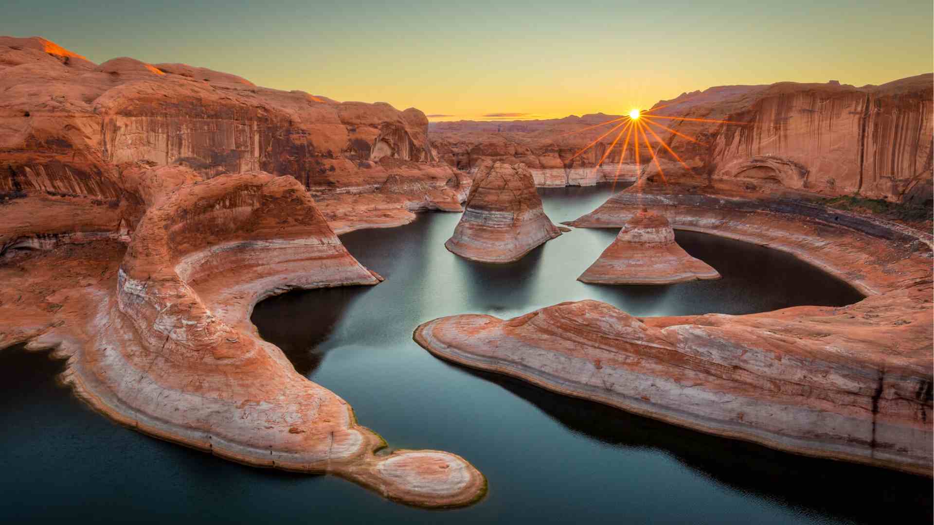 10 Best Destinations for Your Next Boating, Camping & Hiking Adventure