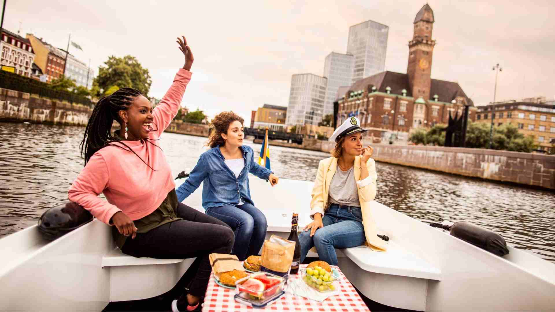 8 Tips for Planning the Perfect Weekend Getaway on Your Boat
