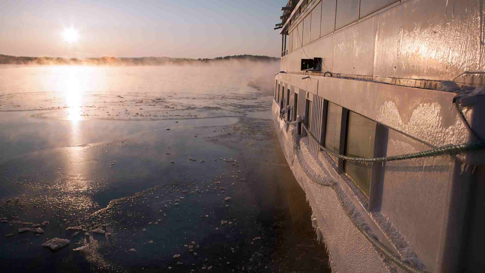 9 Tips for Winterizing a Boat that Stays in the Water