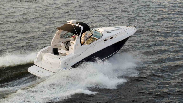Tips on How to Properly Board a Boat