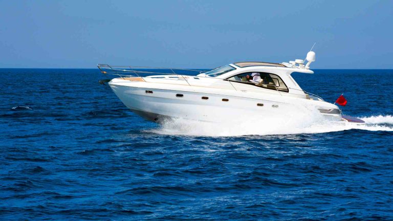 How to Buy a Boat: A Complete Guide for Beginners