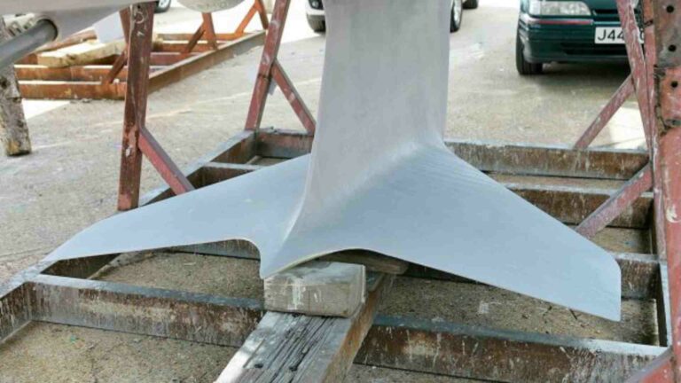 How Does the Winged Keel Work?