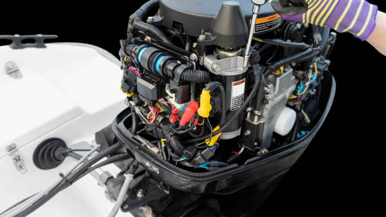 How to Calculate Outboard Motor Size for Sailboats