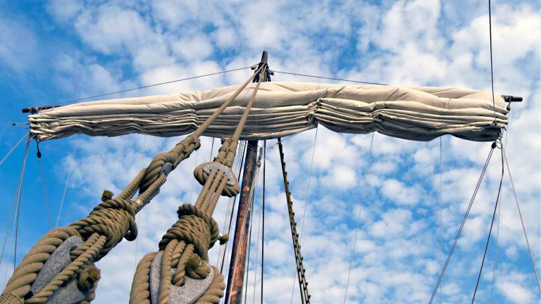 How to Reef Your Sails (Mainsail, Jib, Furling, Loose)