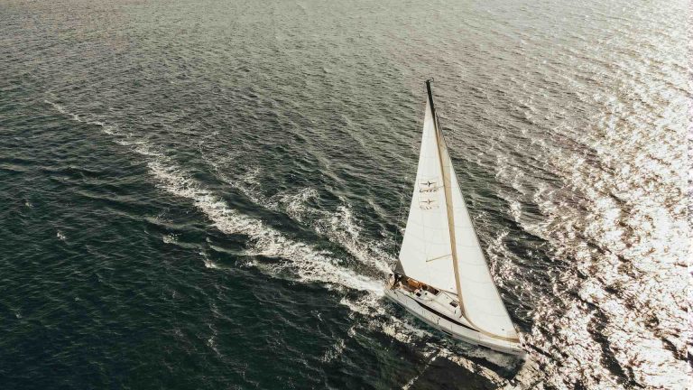 List of 15 Popular Sailboat Brands (With Examples)