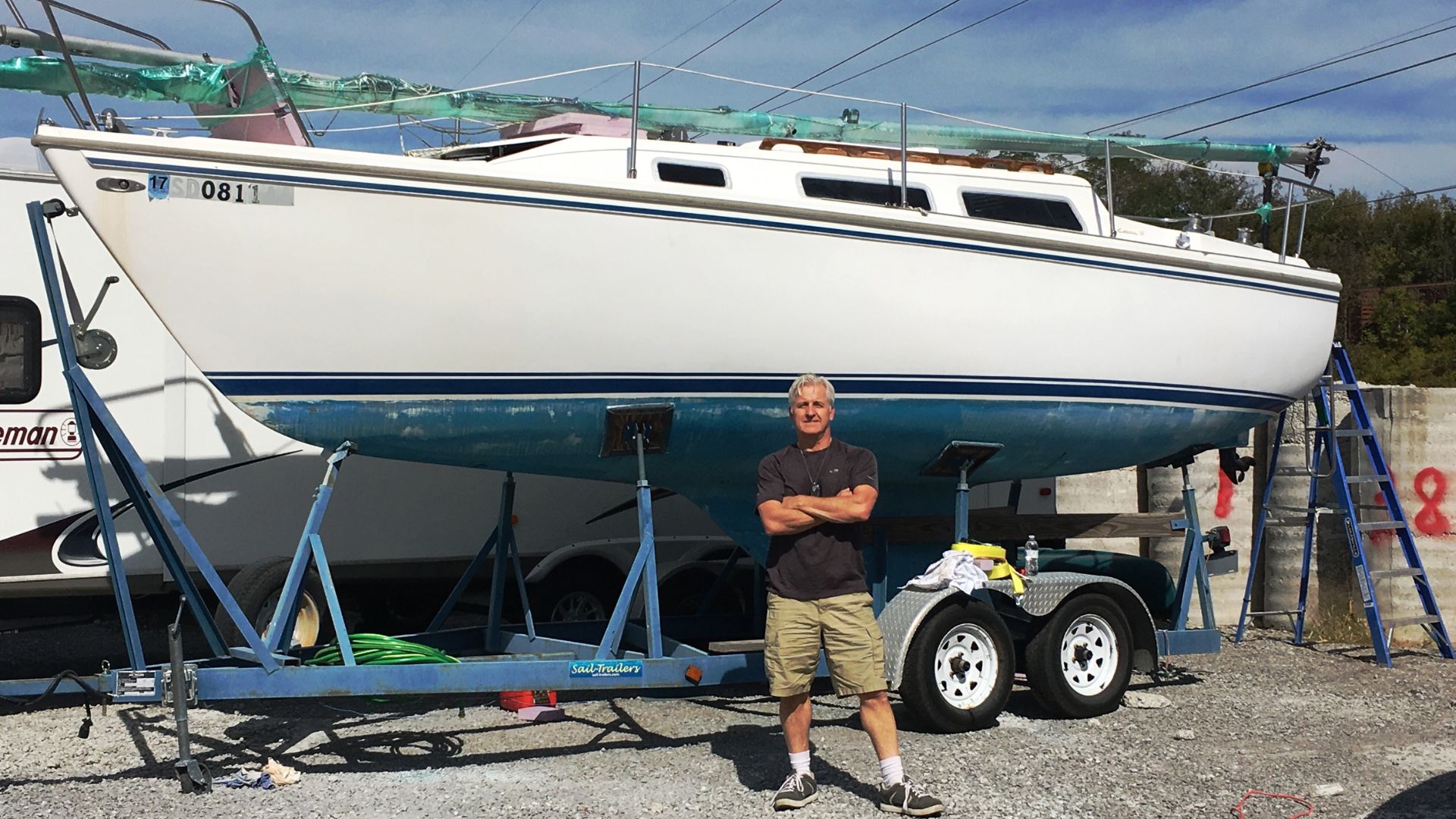 The Largest 3 Sailboats with Swing Keels (In Detail)