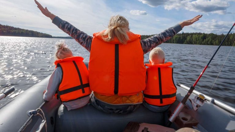Boat Safety Checklist & Safety Equipment