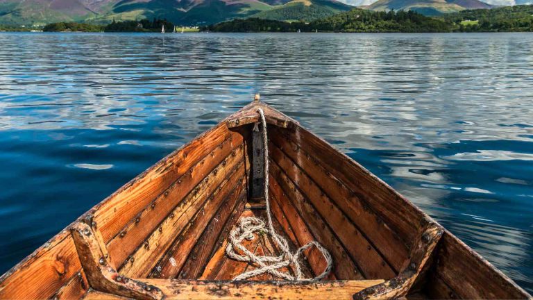 You Need This Much Water on a Boat (Per Person Per Day)