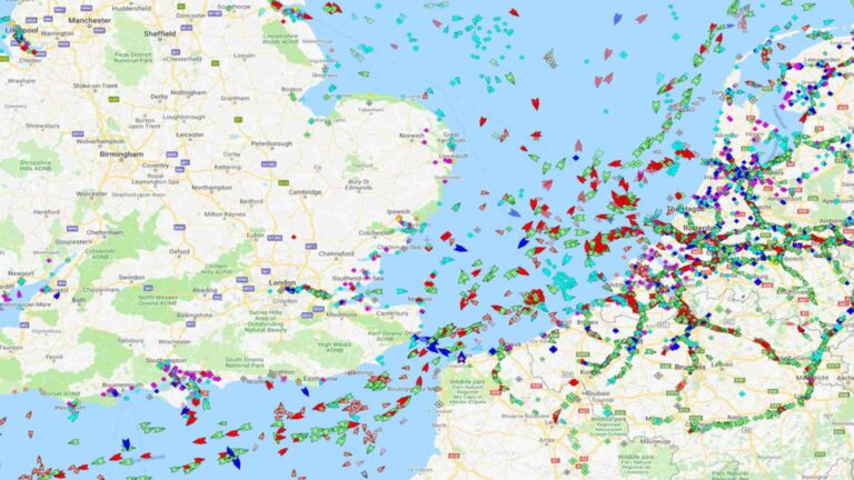 What should I subscribe to (Marine traffic or vessels finder)