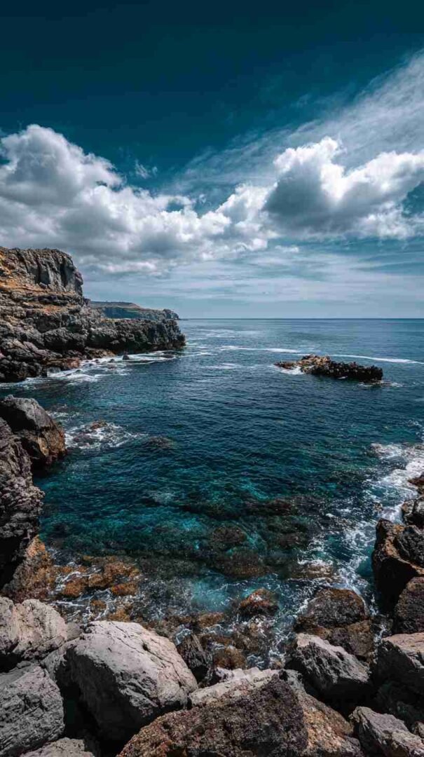 Deep Dark Ocean Pictures 4K HD Wallpapers