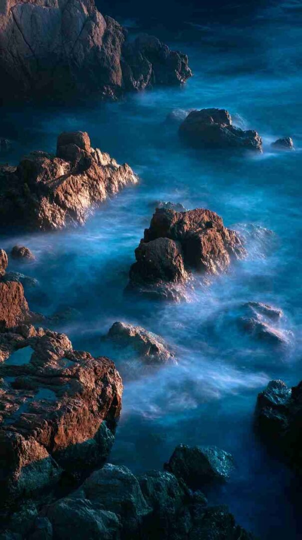 Deep Dark Ocean Pictures 4K HD Wallpapers